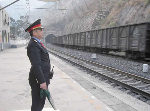 了解鐵路上的五大系統(tǒng)，車，機(jī)，工，電，輛崗位工作