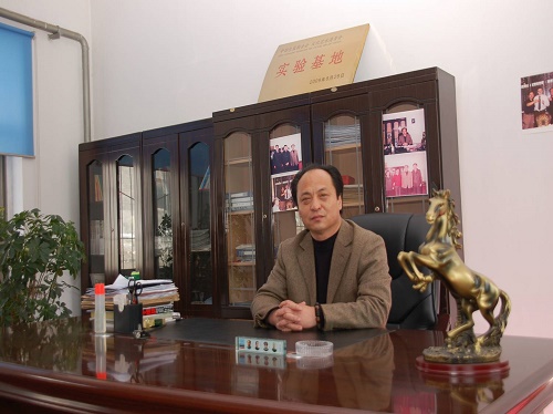 石家莊東華鐵路學(xué)校校長是誰？