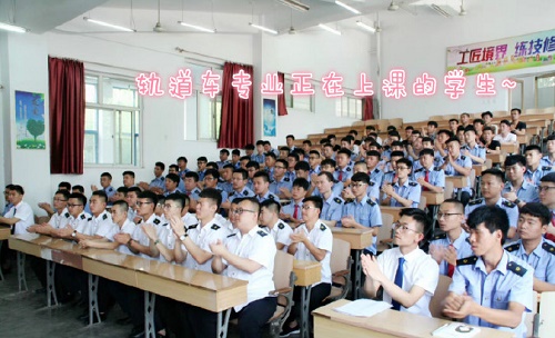 石家莊東華鐵路學(xué)校春季班能升大專嗎？