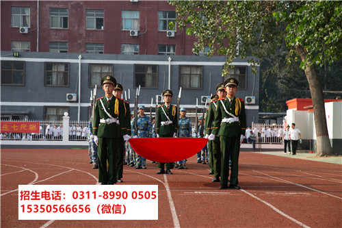 石家莊東華鐵路學(xué)校管得嚴(yán)嗎？